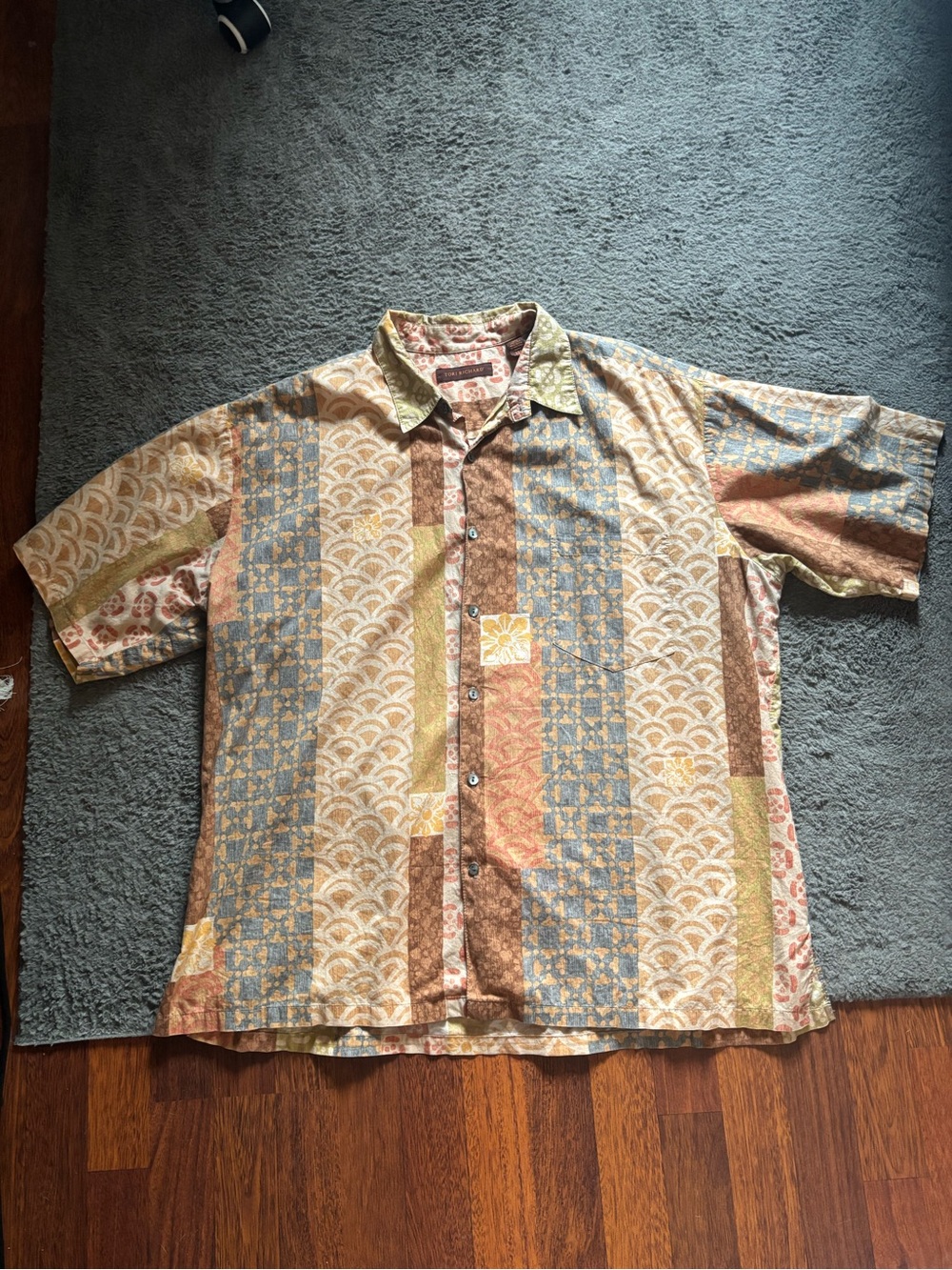 Tori Richard Multicolor Patchwork Short-Sleeve Button-Up (Beige, Blue, Brown)